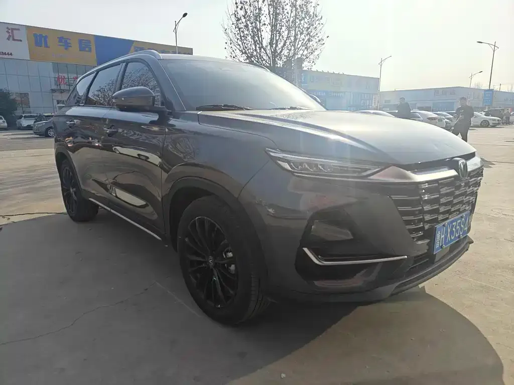 Changan CS75 — фото 3