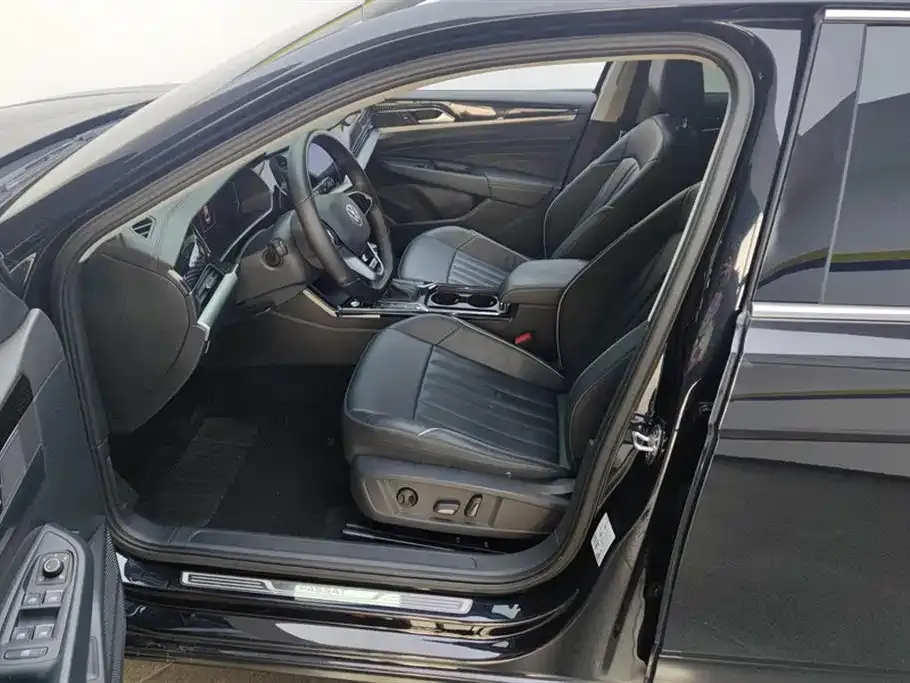 Volkswagen Passat — фото 9