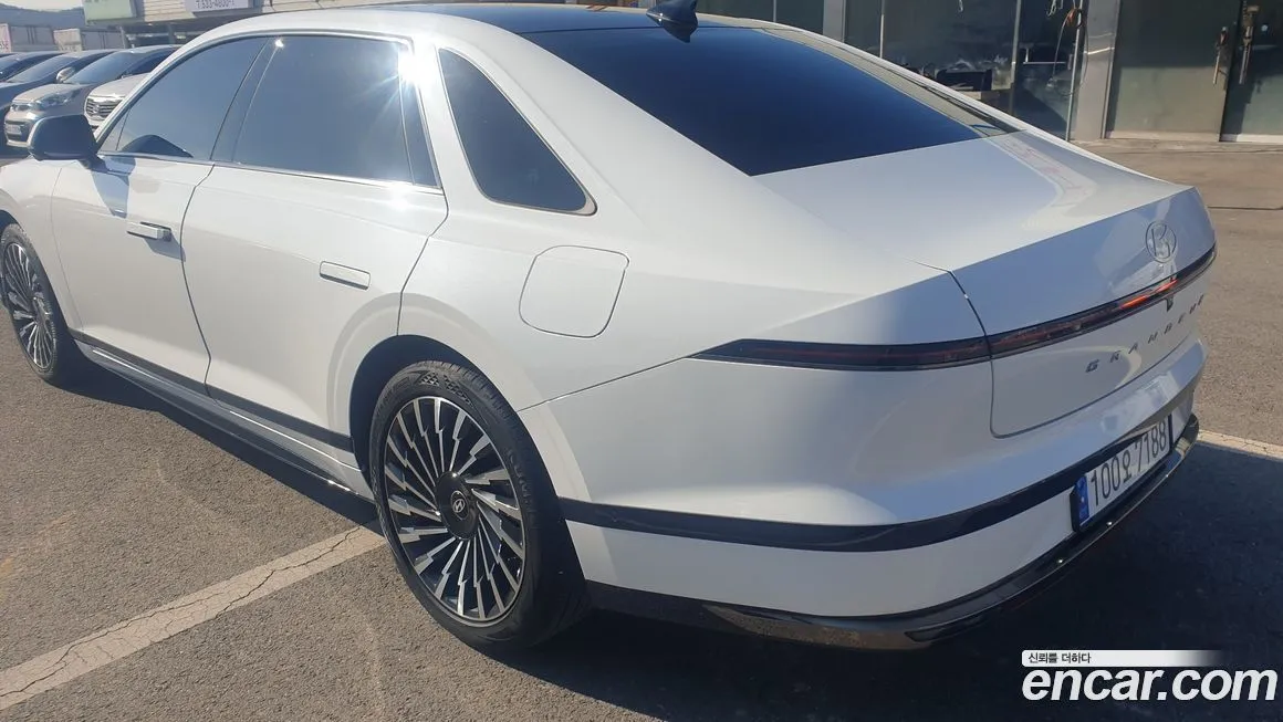 Hyundai Grandeur — фото 10