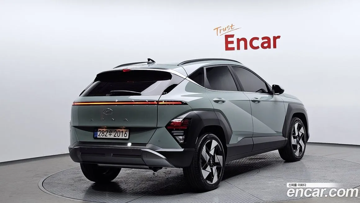 Hyundai Kona — фото 2