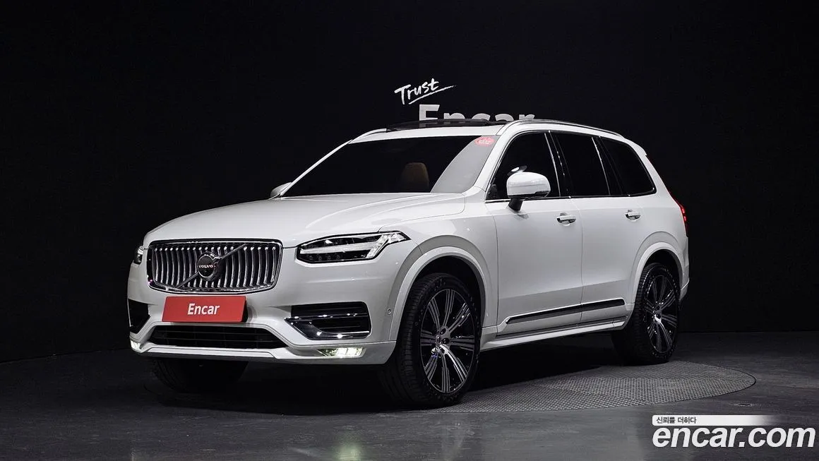 Volvo XC90 — фото 1