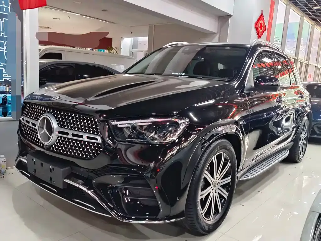 Mercedes-Benz GLE — фото 1