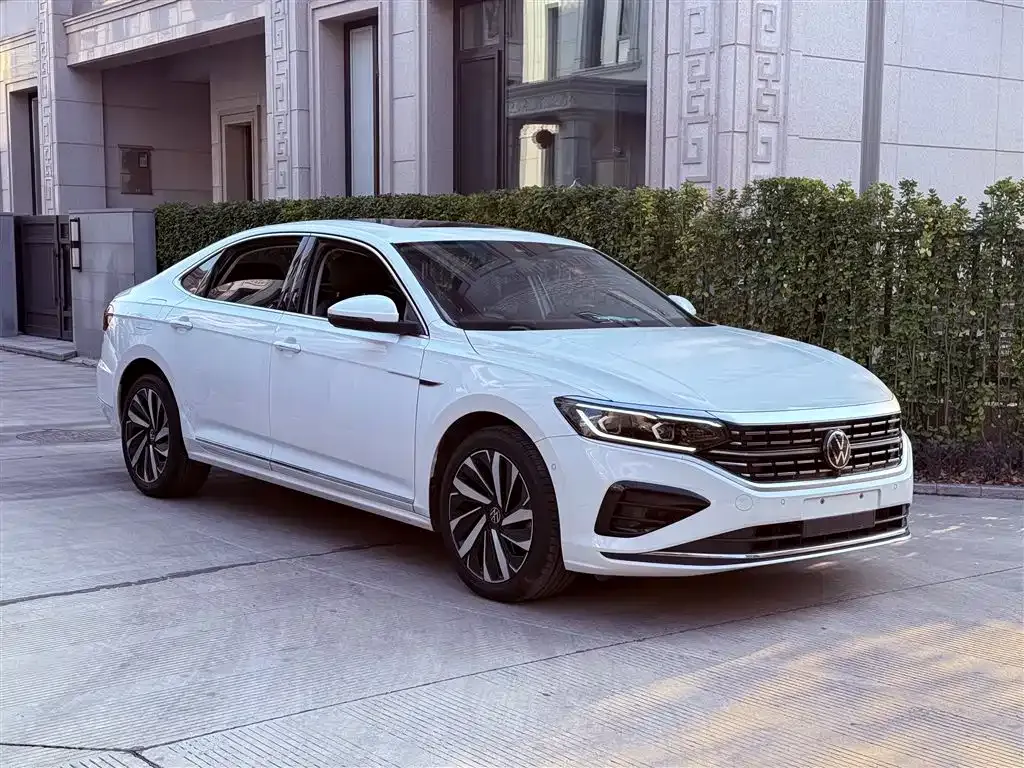 Volkswagen Passat — фото 7
