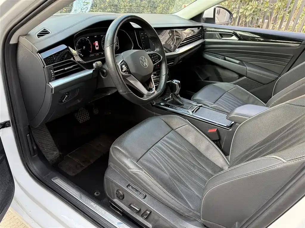Volkswagen Passat — фото 5