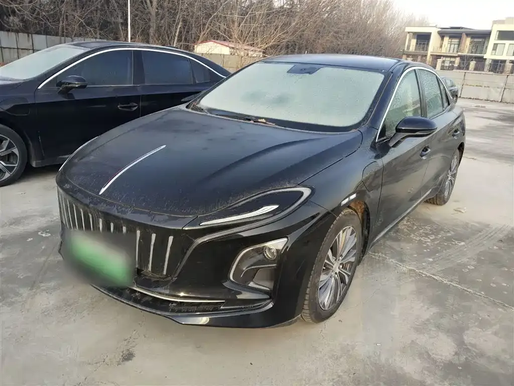 Hongqi E-QM5 — фото 1