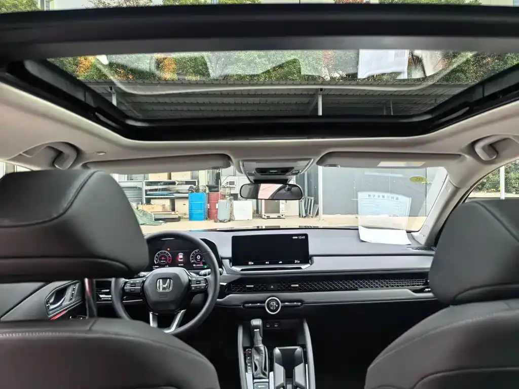 Honda Accord — фото 2