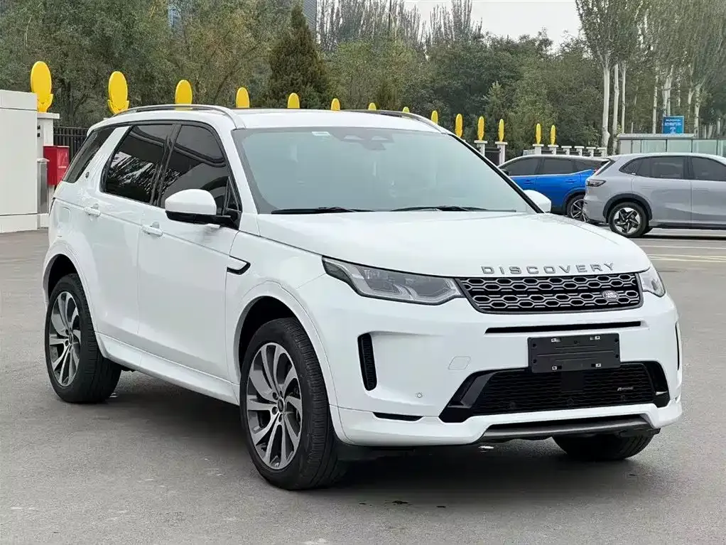 Land Rover Discovery Sport — фото 1