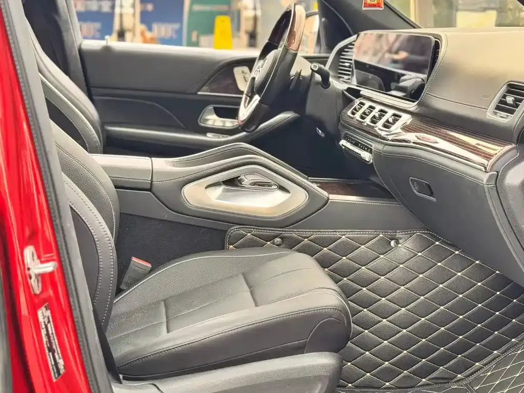Mercedes-Benz GLS — фото 6