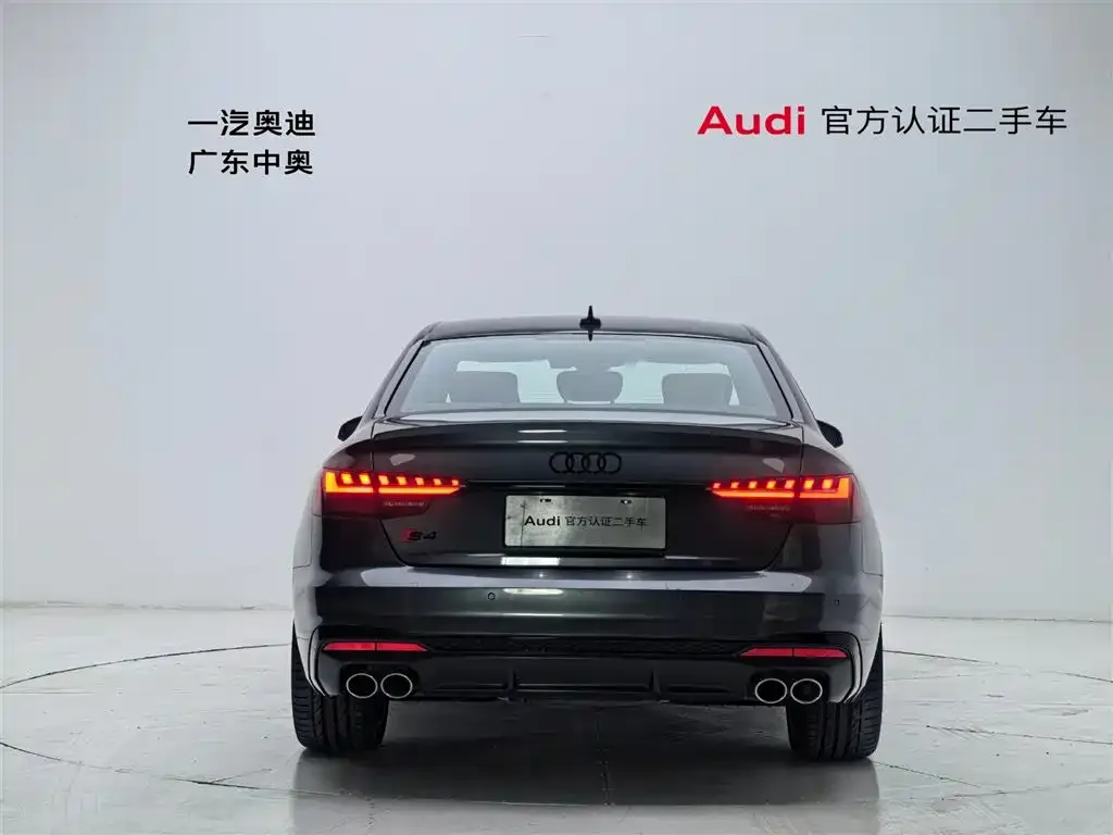 Audi S4 — фото 2