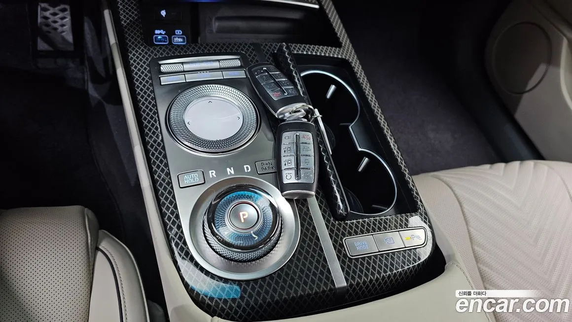 Genesis G80 — фото 9