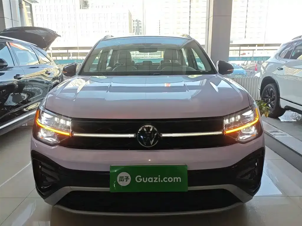 Volkswagen Tharu — фото 4