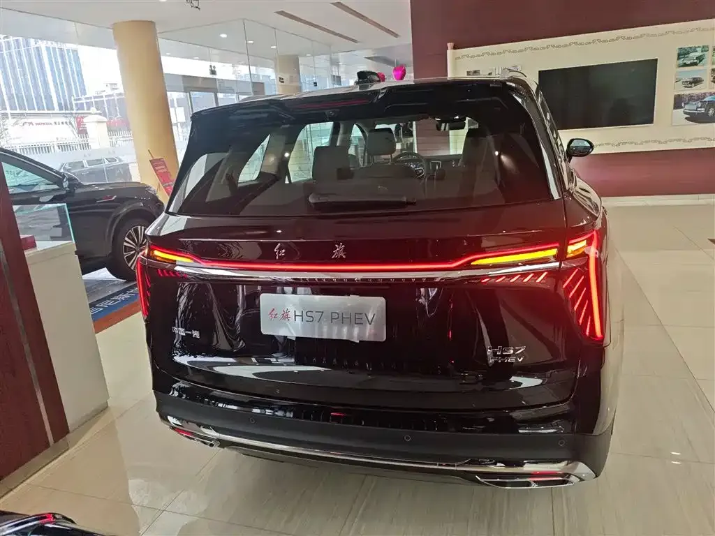 Hongqi HS7 PHEV — фото 2