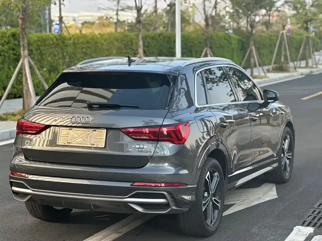 Audi Q3 — фото 6