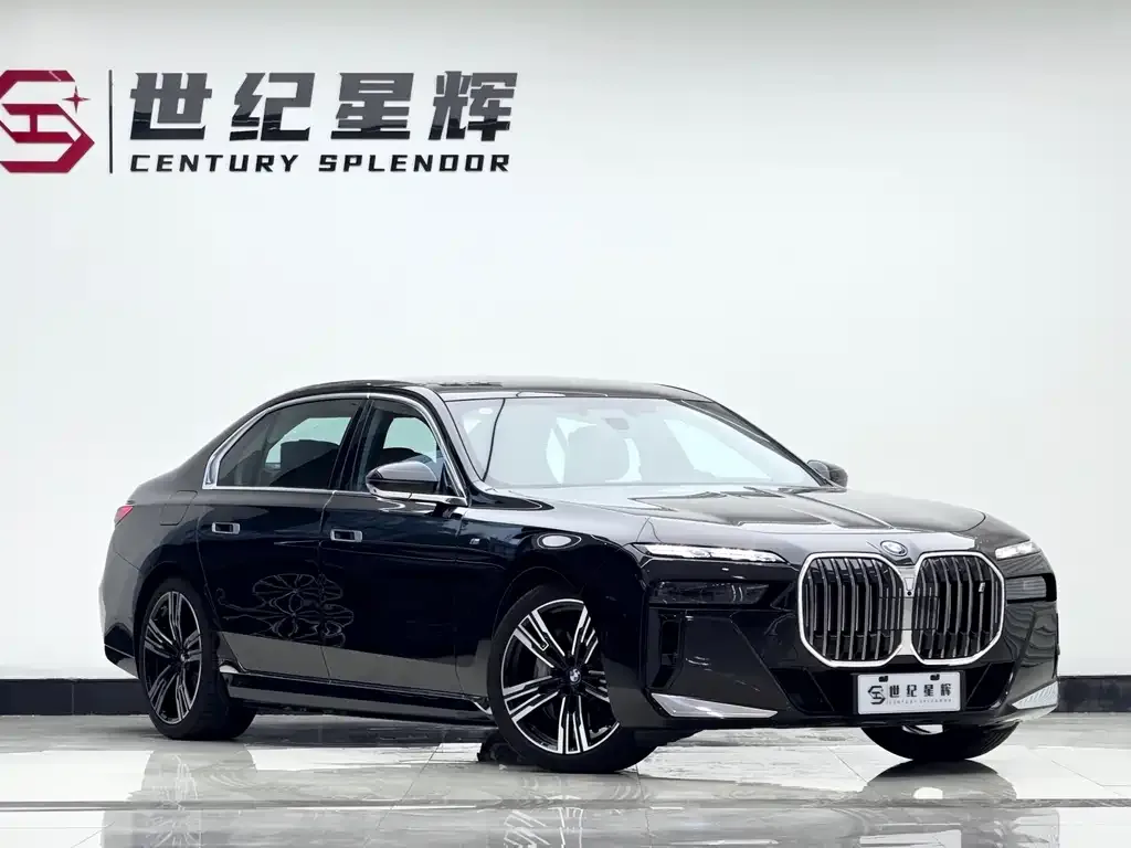 BMW i7 — фото 5