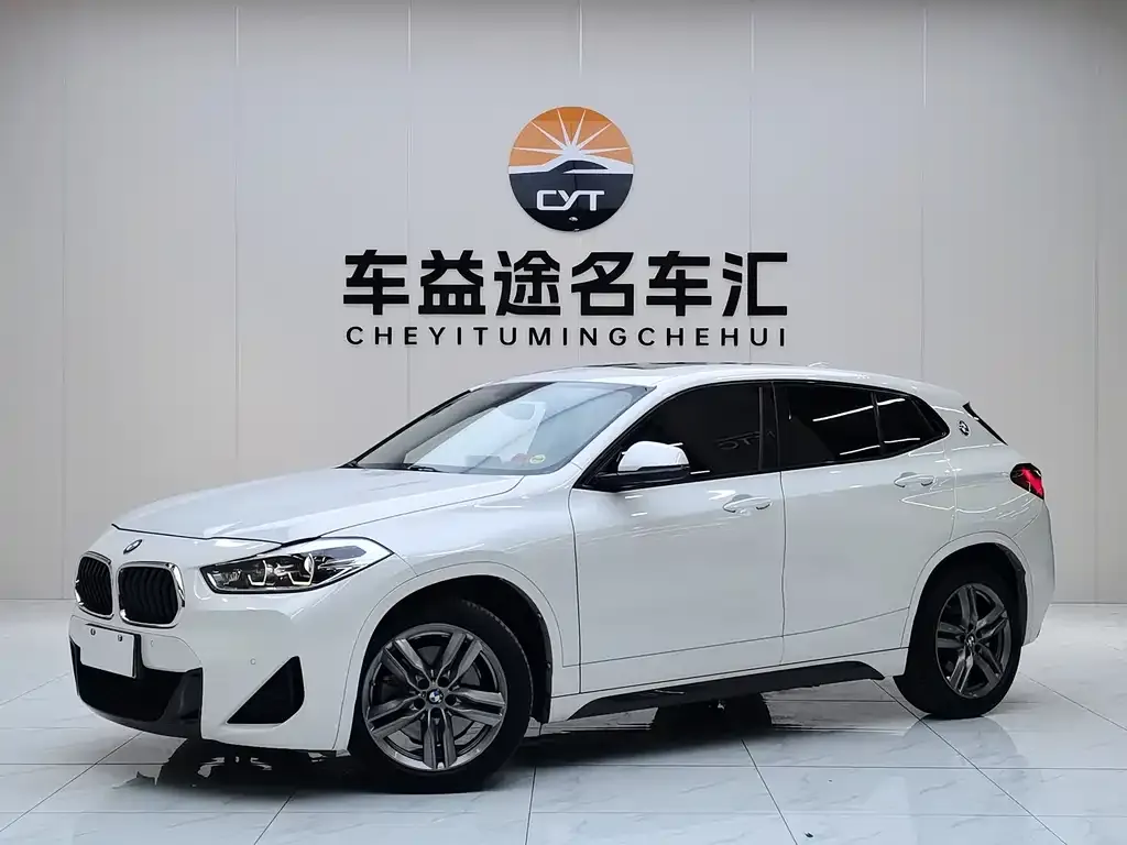 BMW X2 — фото 1