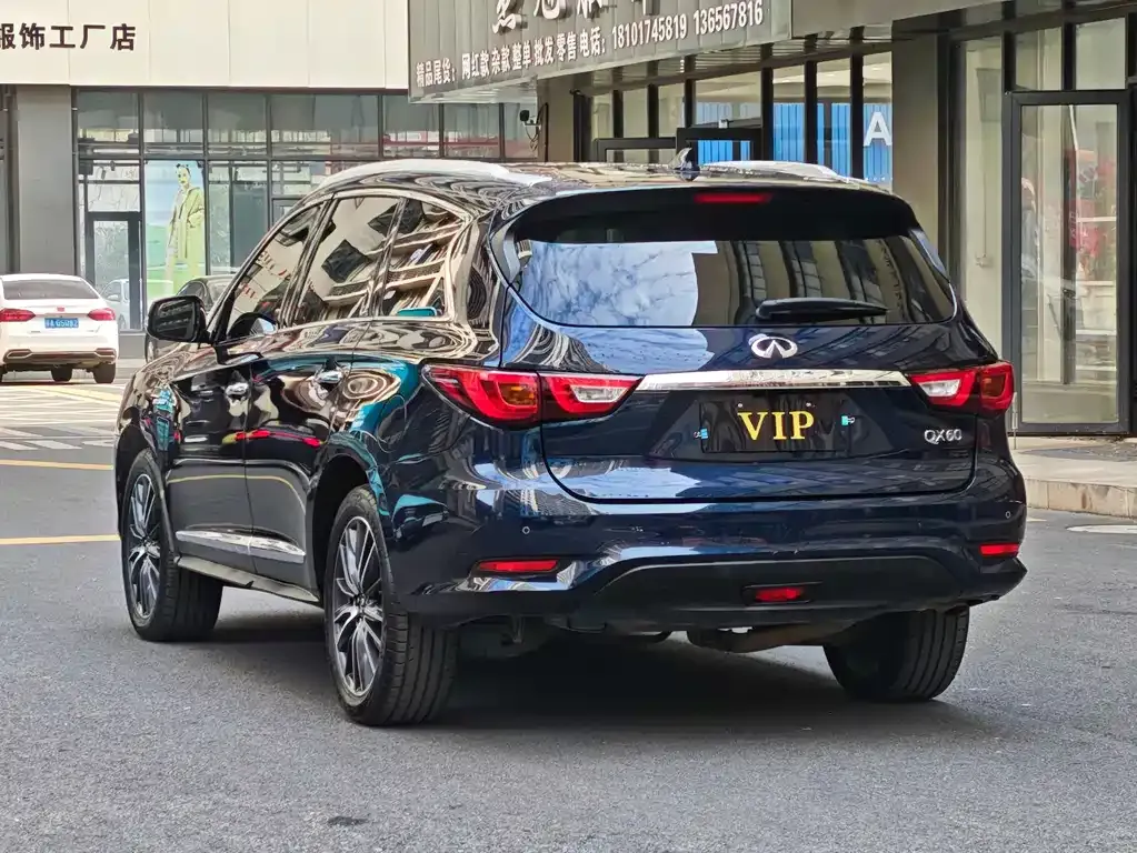 Infiniti QX60 (Import) — фото 4