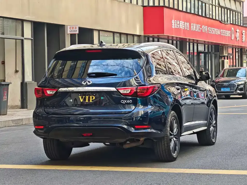 Infiniti QX60 (Import) — фото 9
