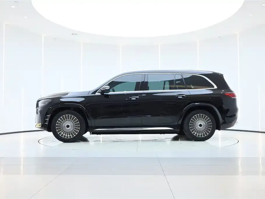 Mercedes-Benz GLS — фото 9