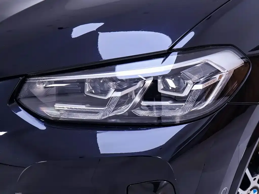 BMW X3 — фото 9