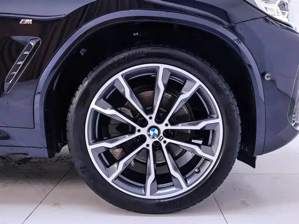 BMW X3 — фото 10