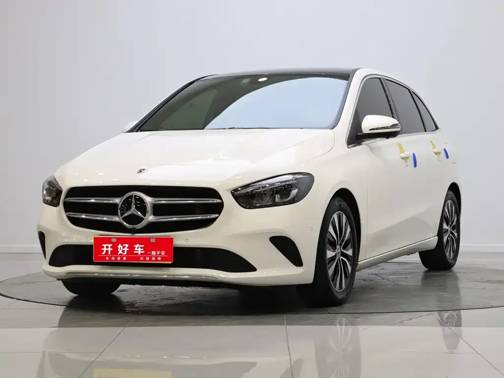 Mercedes-Benz B-Class — фото 1