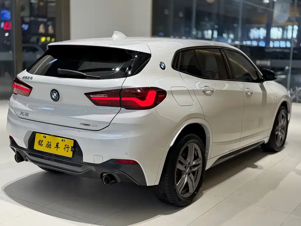 BMW X2 — фото 6
