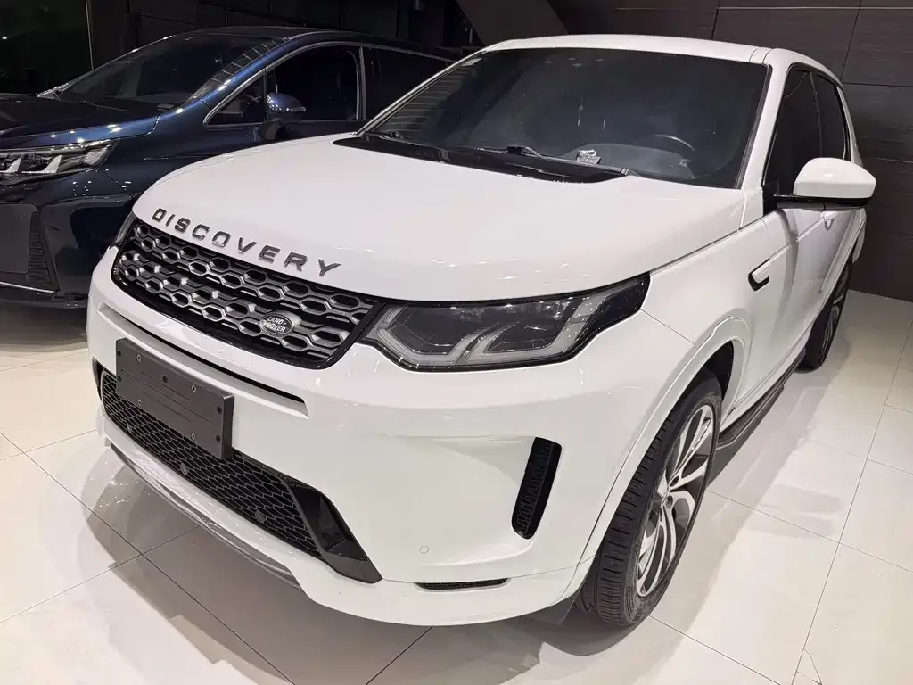 Land Rover Discovery Sport — фото 1