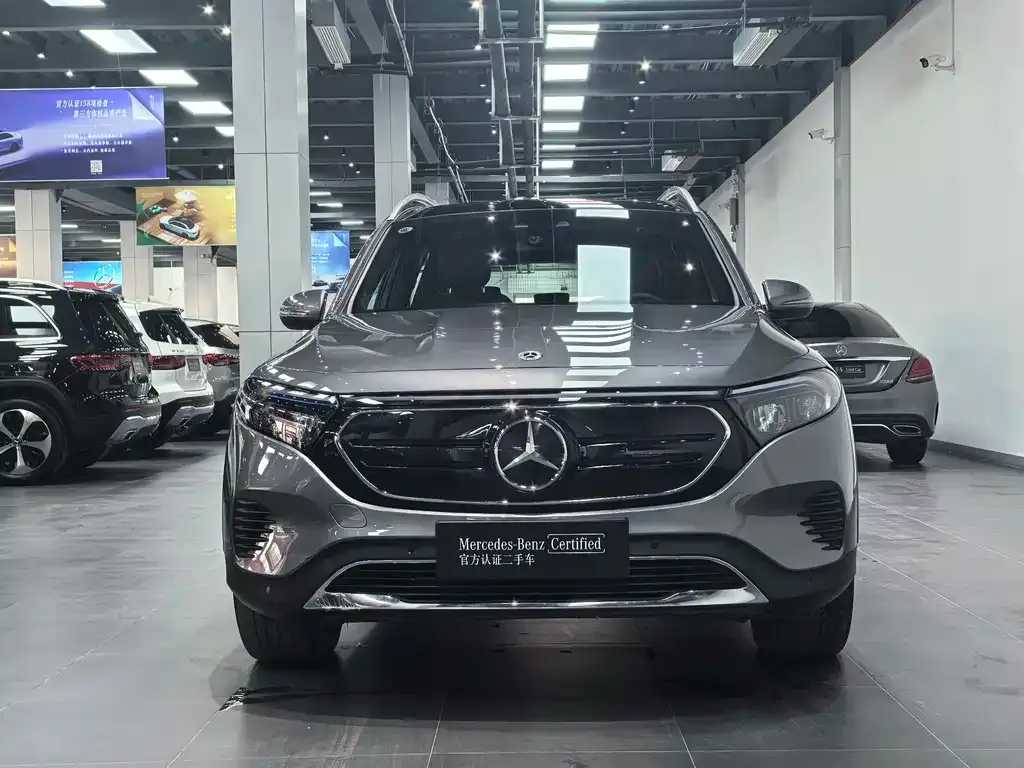 Mercedes-Benz EQB — фото 9