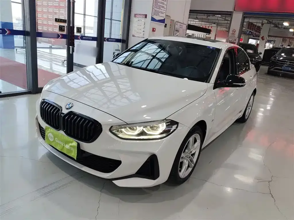 BMW 1 Series — фото 1