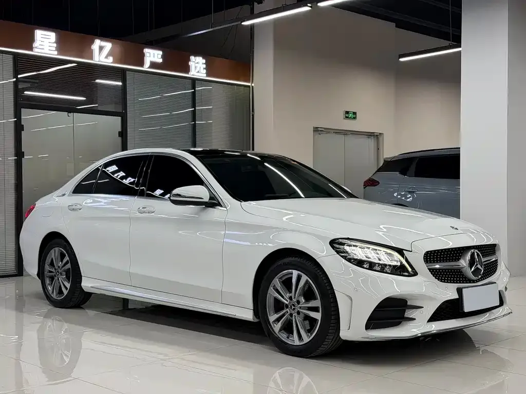 Mercedes-Benz C-Class — фото 2