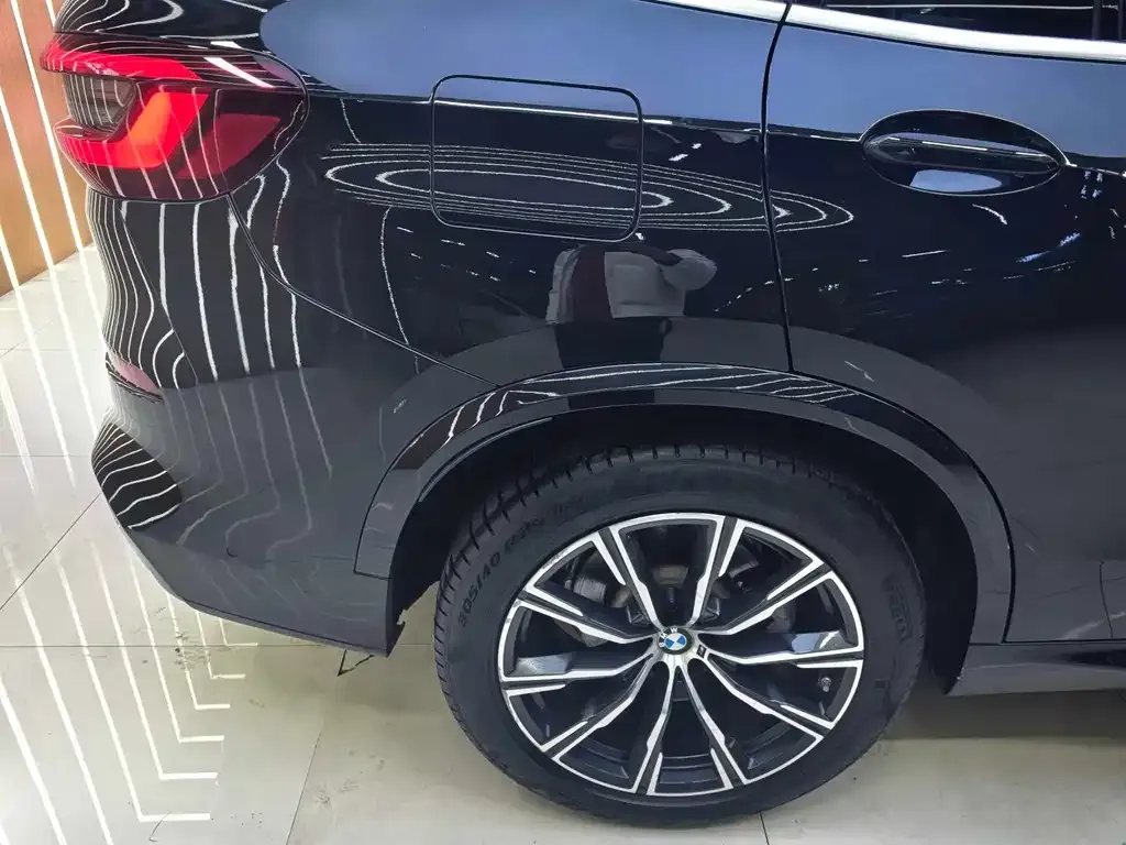 BMW X5 (Import) — фото 6