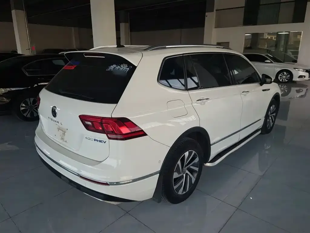 Volkswagen Tiguan L New Energy — фото 9