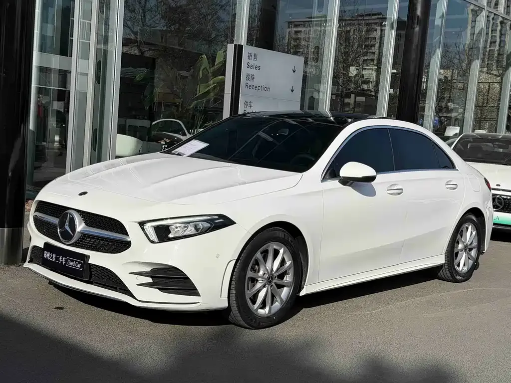Mercedes-Benz A-Class — фото 1
