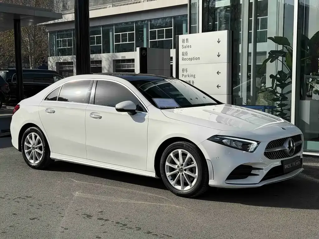 Mercedes-Benz A-Class — фото 10