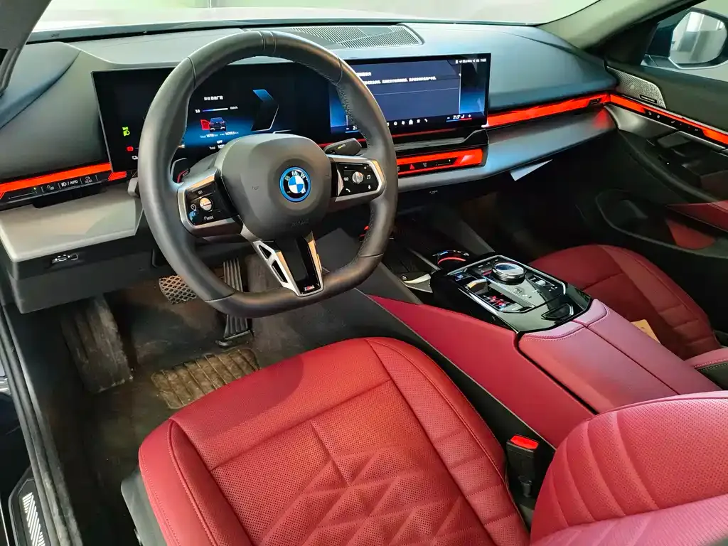BMW i5 — фото 10
