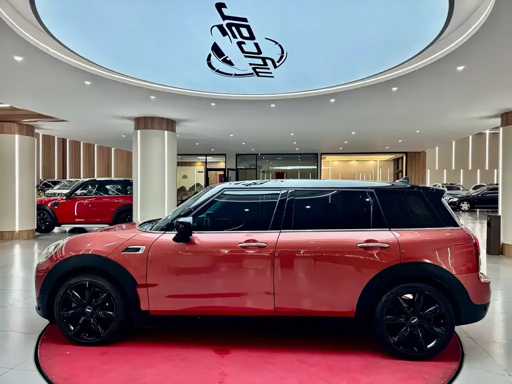 MINI Clubman — фото 6