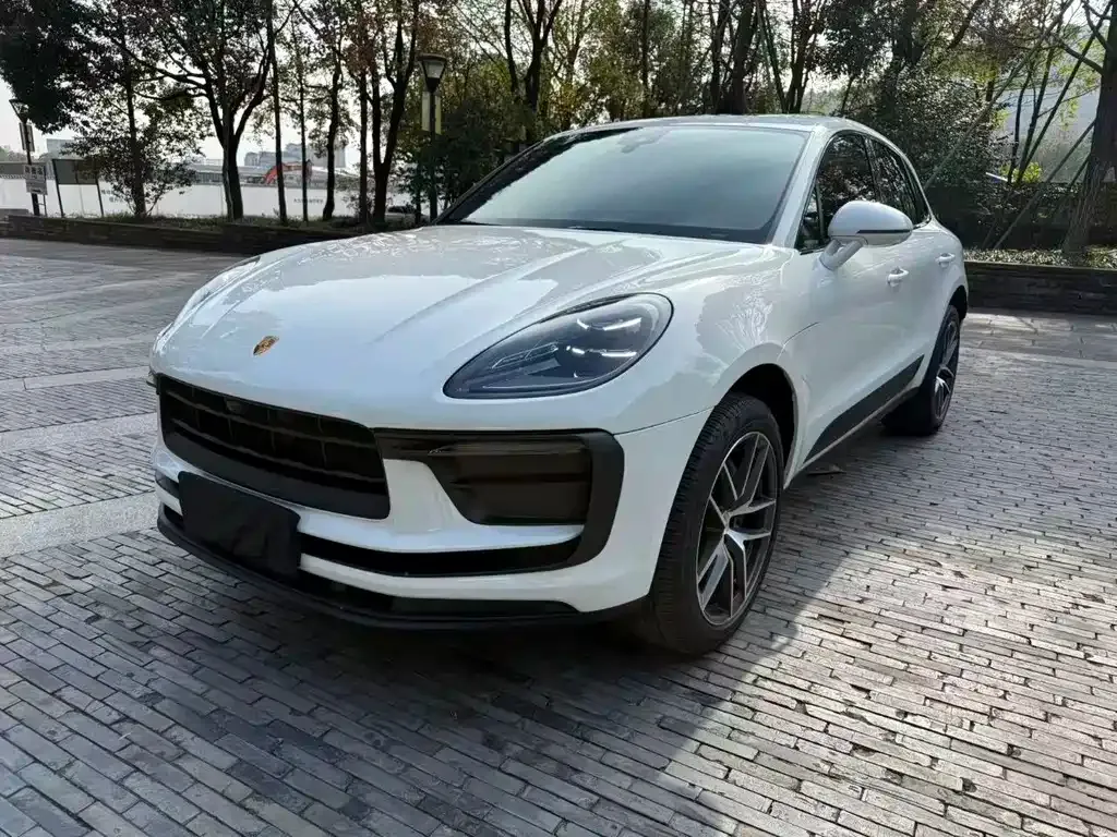 Porsche Macan — фото 1
