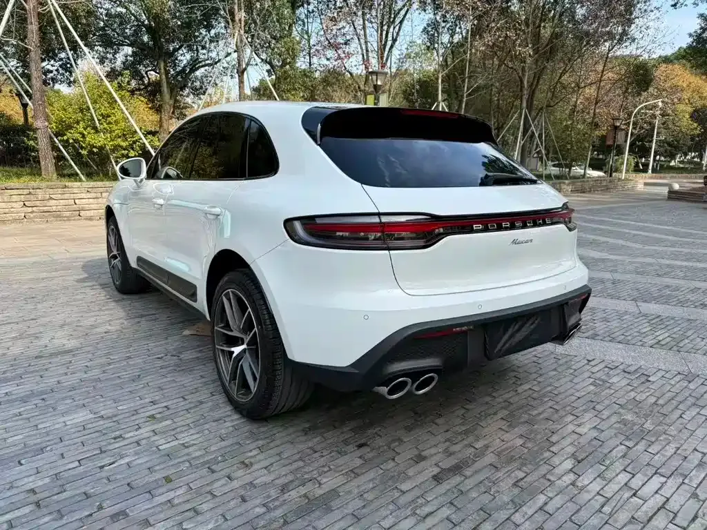 Porsche Macan — фото 9