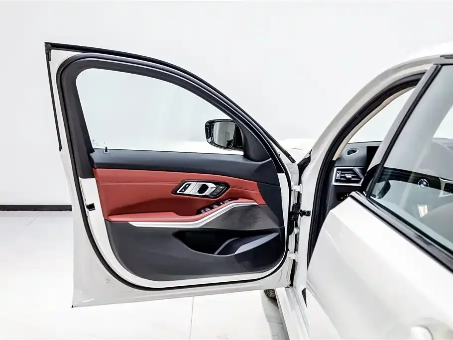 BMW i3 — фото 7