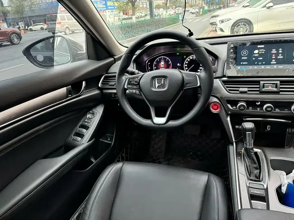 Honda Accord — фото 2