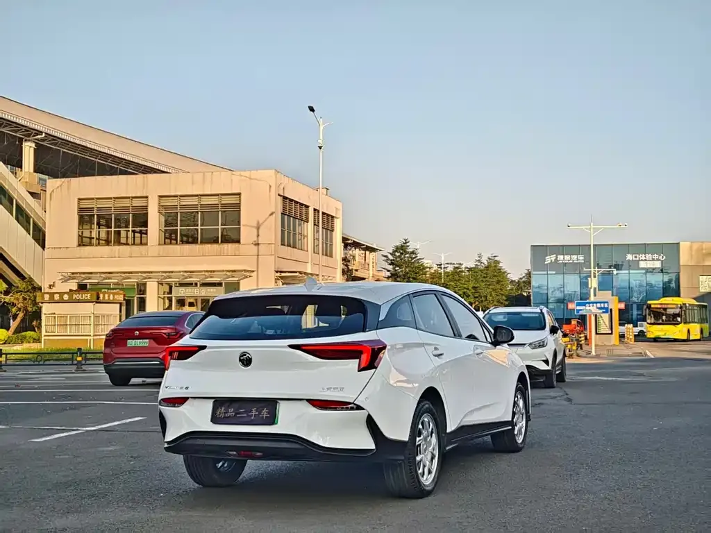 Buick Velite 6 — фото 4