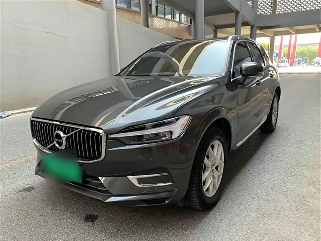 Volvo XC60 — фото 2
