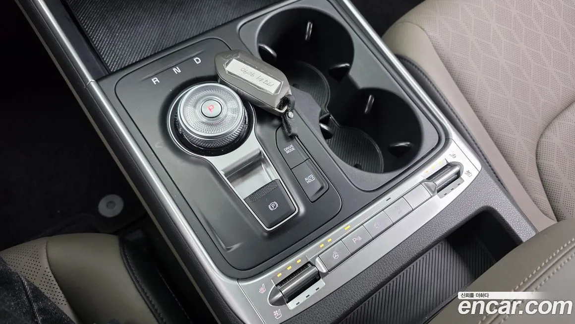 Kia Carnival — фото 10