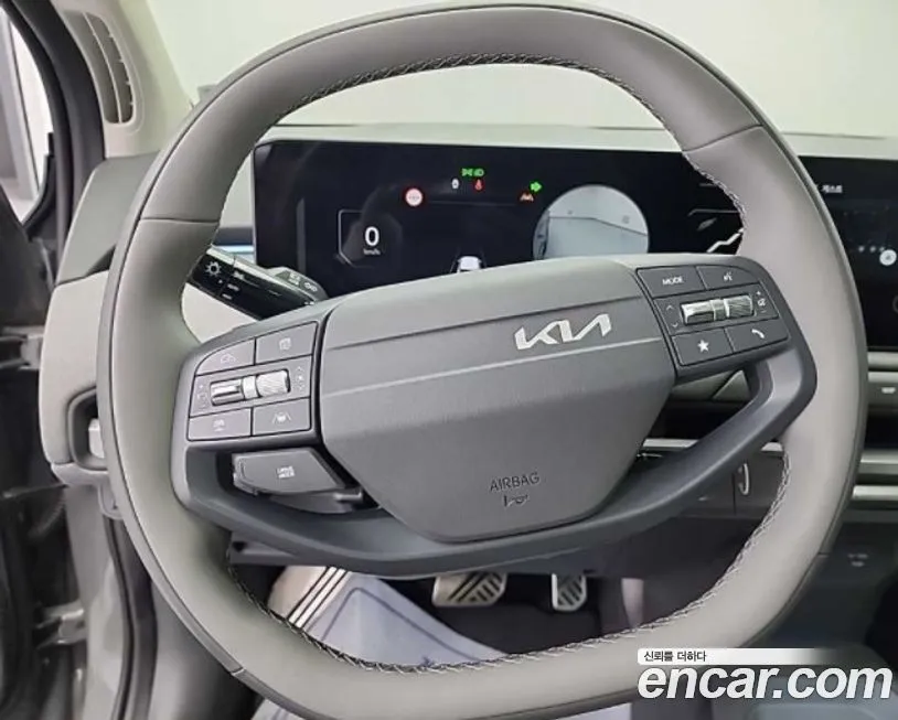 Kia EV3 — фото 9