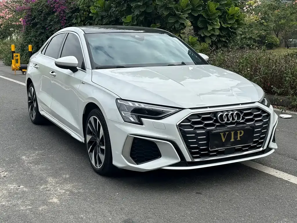 Audi A3 — фото 2