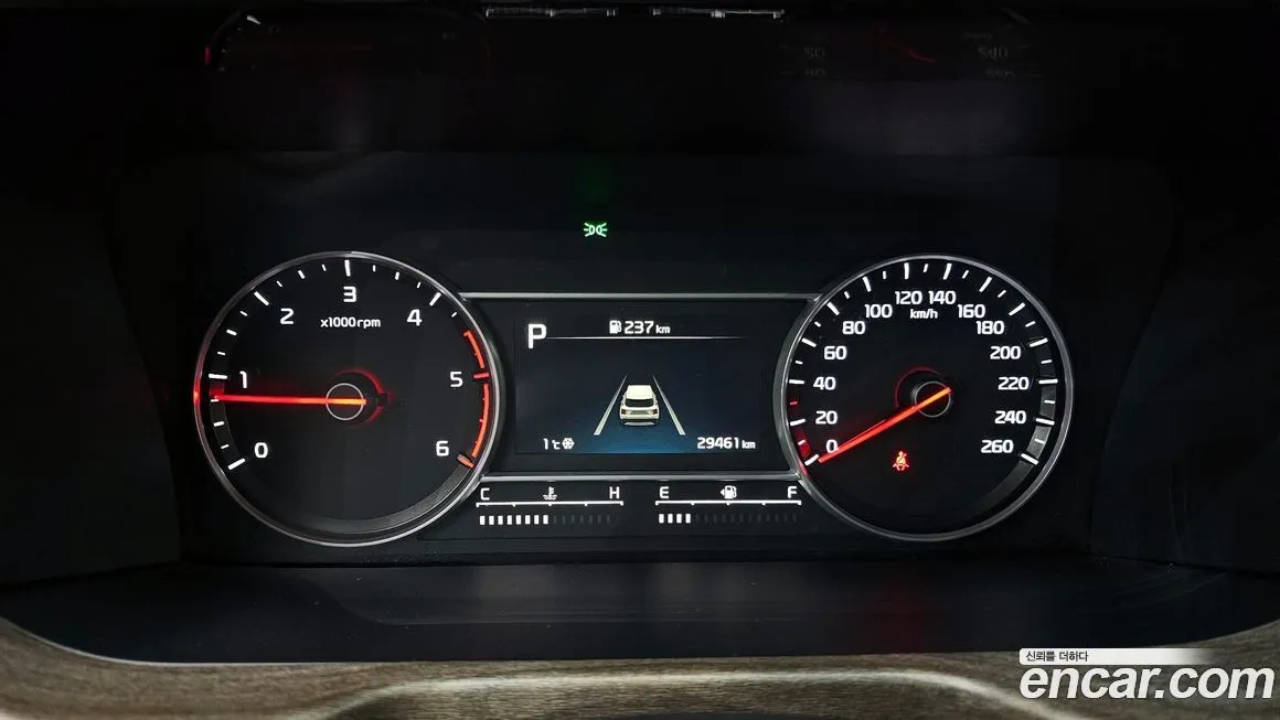 Kia Sorento — фото 4