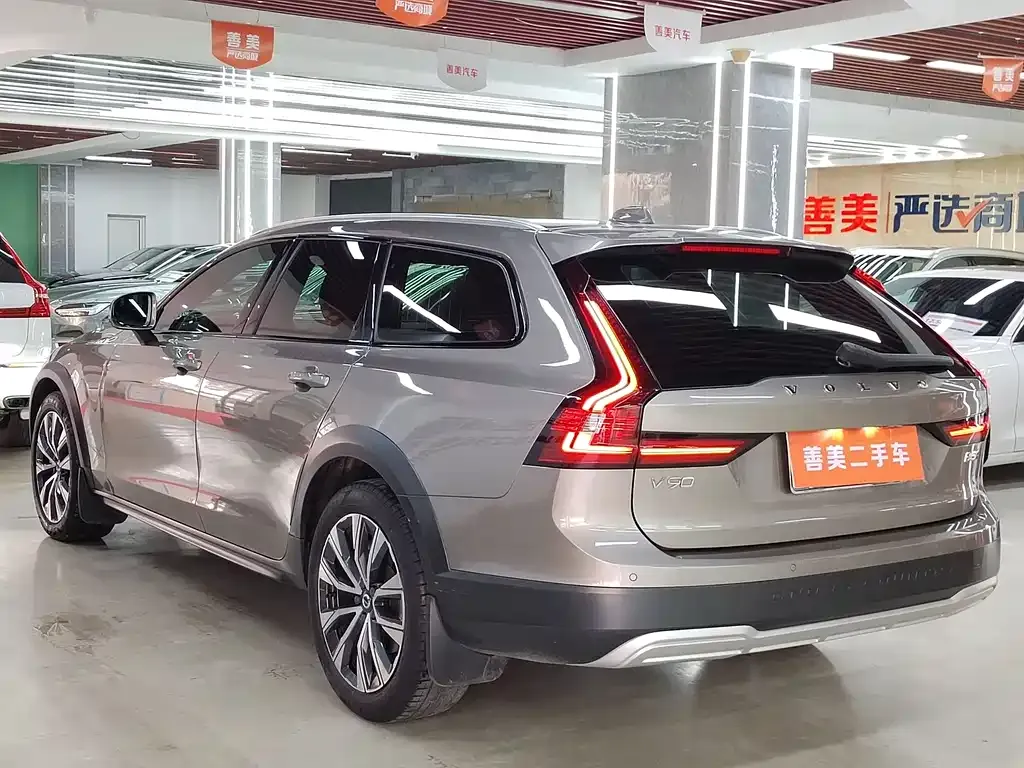Volvo V90 — фото 4