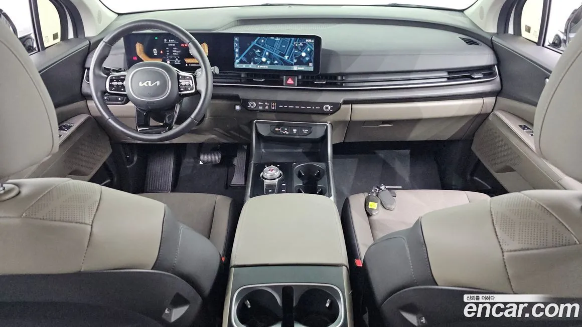 Kia Carnival — фото 3