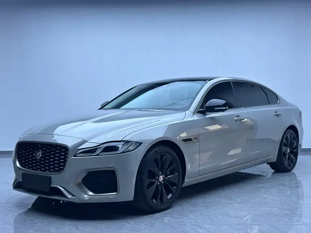 Jaguar XFL — фото 4