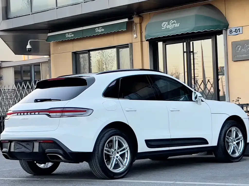 Porsche Macan — фото 8